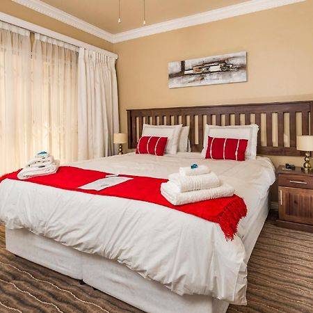Guesthouse De Tijger Lodge Parow Eksteriør bilde