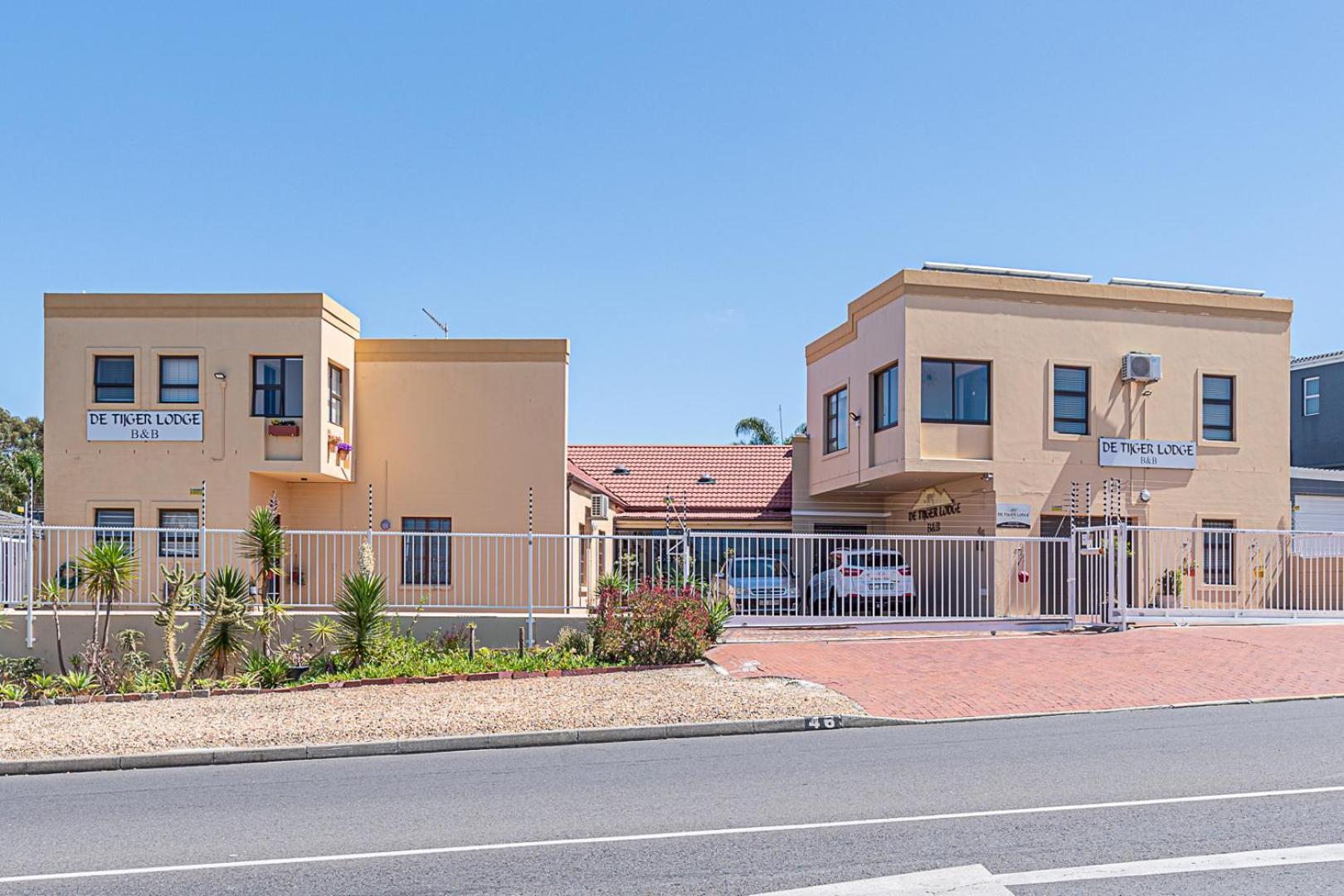 Guesthouse De Tijger Lodge Parow Eksteriør bilde