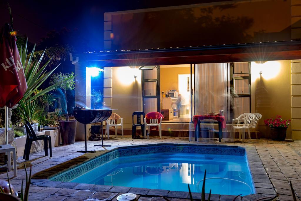 Guesthouse De Tijger Lodge Parow Eksteriør bilde