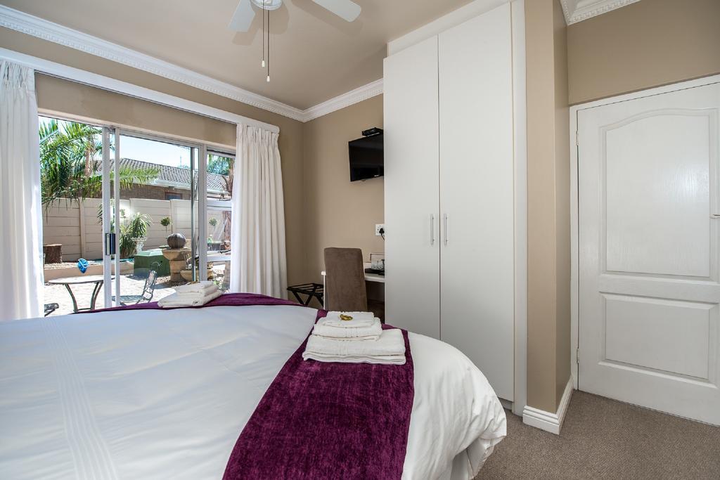 Guesthouse De Tijger Lodge Parow Rom bilde