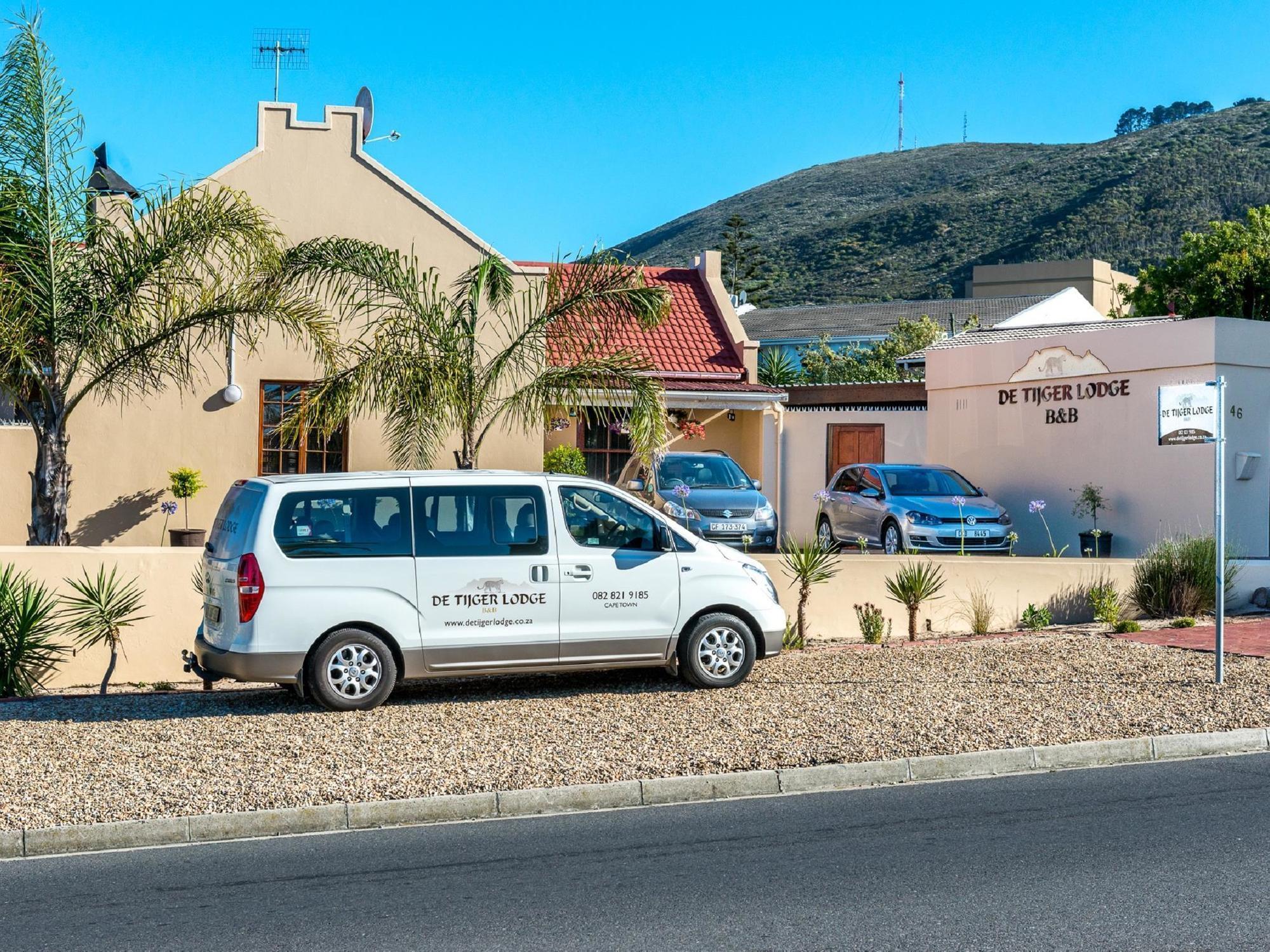 Guesthouse De Tijger Lodge Parow Eksteriør bilde